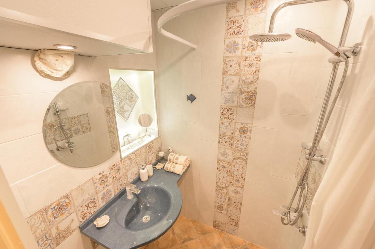 Tomovi Home - Three Bedrooms City Center Plowdiw Exterior foto